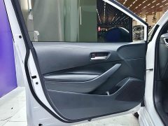 Toyota Corolla 1.8L CVT Luxury - ფოტო 12