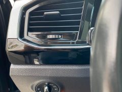 Volkswagen Taos 330TSI FWD Luxury Smart Connect Edition - ფოტო 18