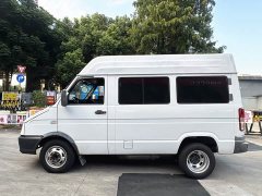 IVECO Daily 2020 2.5T A35 Passenger Van Dual Rear Wheels Medium Roof 5-9 Seater National VI - photo 3