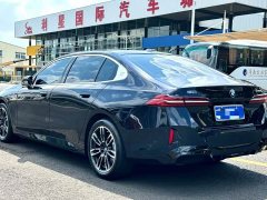 BMW 5 Series 530Li Premier M Sport Package - photo 4