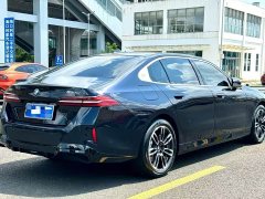 BMW 5 Series 530Li Premier M Sport Package - photo 6