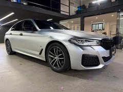 BMW 5 Series (Imported) 525i M Sport Package - ფოტო 3