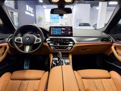 BMW 5 Series (Imported) 525i M Sport Package - ფოტო 6