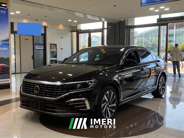Volkswagen Passat 330TSI Elite - ავტომობილი ჩინეთიდან