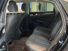 Volkswagen Passat 330TSI Elite - ფოტო 11