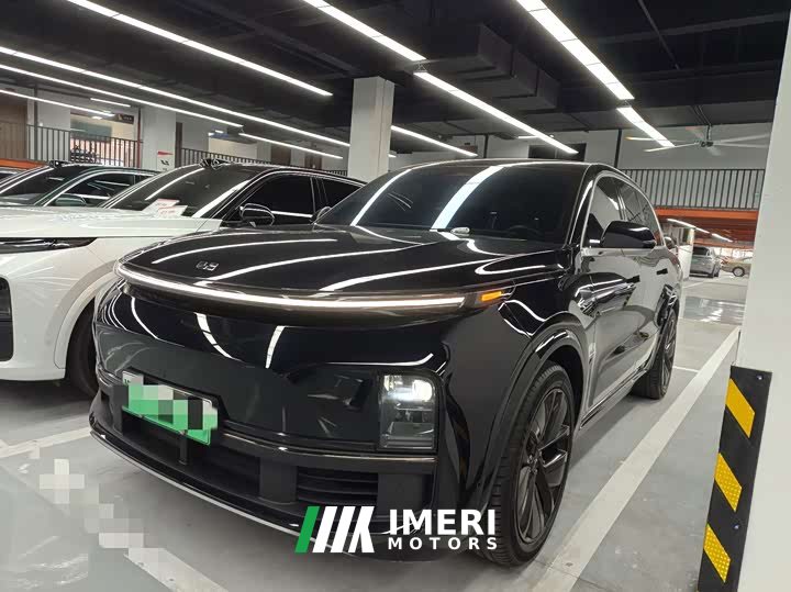 Li Auto L8 Pro - ავტომობილი ჩინეთიდან