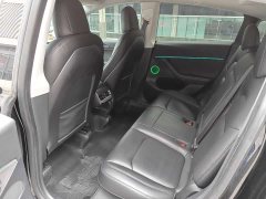 Tesla Model Y Long Range All-Wheel Drive - ფოტო 5