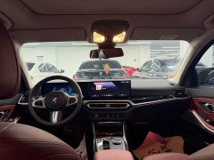 BMW 3 Series 325Li M Sport Midnight Edition Package - ფოტო 4