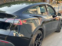 Tesla Model Y Rear-Wheel Drive - ფოტო 12