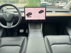 Tesla Model Y Rear-Wheel Drive - ფოტო 8