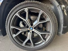 BMW X5 xDrive 30Li M Sport Luxury Night Edition Package - ფოტო 5