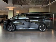 Toyota Vellfire 2024 Crown Hybrid 2.5L Premium Edition - ფოტო 6