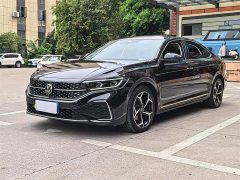 Volkswagen Passat 330TSI Starry Sky Luxury Edition - ფოტო 1