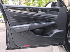 Volkswagen Passat 330TSI Starry Sky Luxury Edition - ფოტო 12