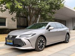 Toyota Avalon 2.5L Luxury - ფოტო 1