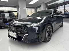 BMW 5 Series 530Li Luxury M Sport Package - ფოტო 1