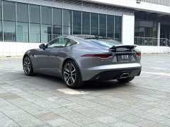 Jaguar F-TYPE P300 Coupe - ფოტო 10