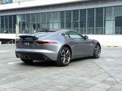 Jaguar F-TYPE P300 Coupe - ფოტო 12
