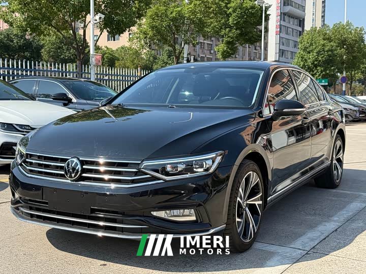 Volkswagen Magotan 2021 330TSI DSG 30th Anniversary Edition - ავტომობილი ჩინეთიდან