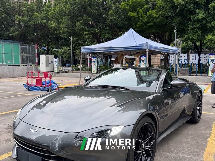 Aston Martin V8 Vantage 2022 4.0T V8 Roadster - ავტომობილი ჩინეთიდან