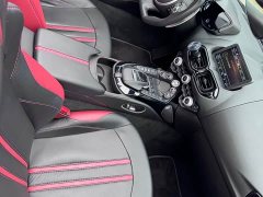 Aston Martin V8 Vantage 2022 4.0T V8 Roadster - ფოტო 2