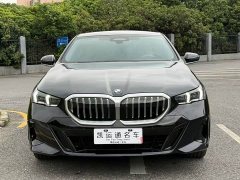 BMW 5 Series 2025 530Li Luxury M Sport Package - ფოტო 1