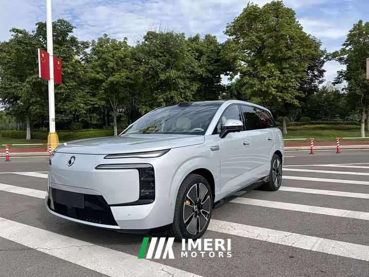Denza N8L 2026 PHEV Flash Charging Flagship - ავტომობილი ჩინეთიდან