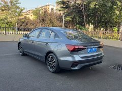SAIC MG i5 1.5L Manual Diamond Edition - photo 6
