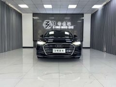 Audi A8 A8L 50 TFSI quattro Comfort Heritage Edition - ფოტო 1