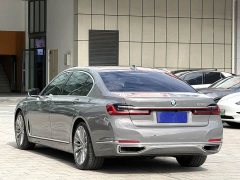 BMW 7 Series 740Li Premier Luxury Package - фото 9