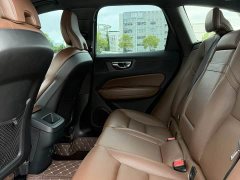 Volvo XC60 T5 AWD Smart Luxury Edition - photo 5