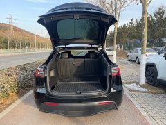 Tesla Model Y 2022 Facelift Rear-Wheel Drive - ფოტო 12