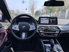 BMW 5 Series 530Li Premier M Sport Package - фото 3