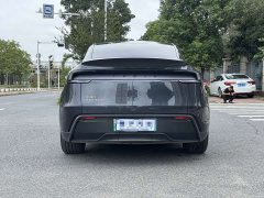 Tesla Model Y Rear-Wheel Drive - photo 13