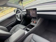 Tesla Model Y Rear-Wheel Drive - photo 6