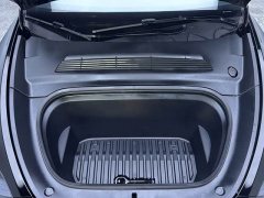 Tesla Model Y Rear-Wheel Drive - ფოტო 14