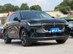 Lincoln Explorer 2023 2.0T AWD EcoBoost Hybrid Elite - ფოტო 3