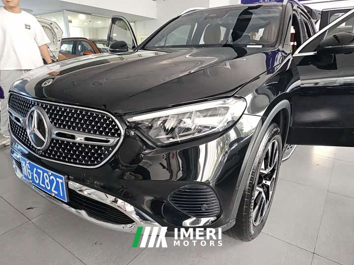 Mercedes-Benz GLC 260 L 4MATIC Dynamic 5-Seater