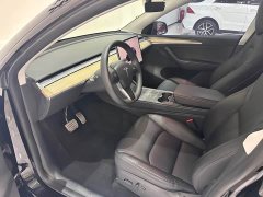 Tesla Model Y Long Range All-Wheel Drive - ფოტო 4