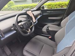 Volvo EX30 2025 Rear-Wheel Drive Extended Range Ultra - ფოტო 5