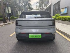 Volvo EX30 2025 Rear-Wheel Drive Extended Range Ultra - ფოტო 8