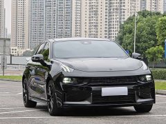 Lynk & Co Geely Lynk & Co 03 1.5T DCT Pro - ფოტო 2