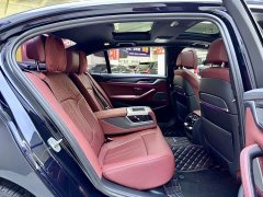 BMW 5 Series 530Li Luxury M Sport Package - ფოტო 6