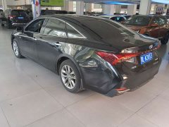 Toyota Avalon Hybrid 2.5L Luxury - ფოტო 9