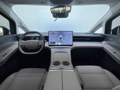 XPeng X9 Extended Range 1602 Ultra - ფოტო 9