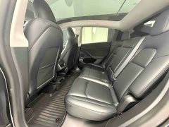 Tesla Model Y Long Range All-Wheel Drive - ფოტო 5