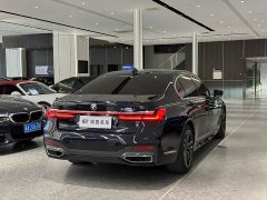 BMW 7 Series 730Li M Sport Package - ფოტო 11