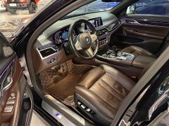 BMW 7 Series 730Li M Sport Package - ფოტო 4