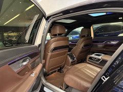 BMW 7 Series 730Li M Sport Package - ფოტო 7