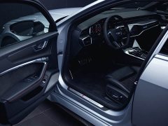 Audi RS 6 RS 6 4.0T Avant - ფოტო 13